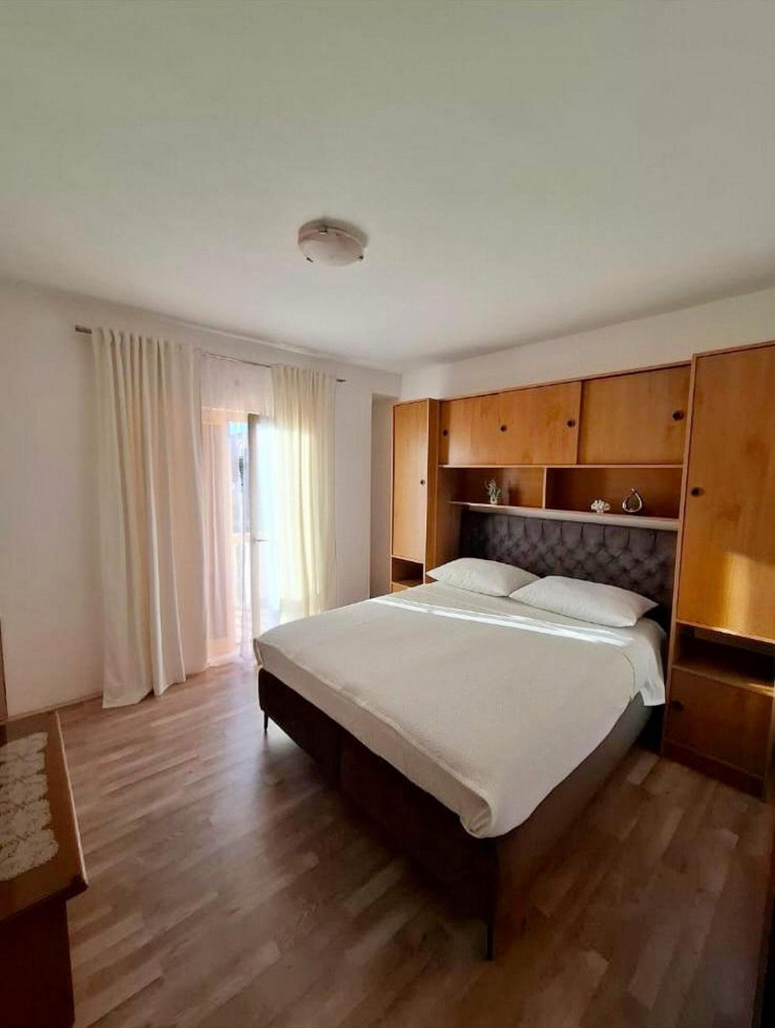 Apartments Sanja Povljana Εξωτερικό φωτογραφία