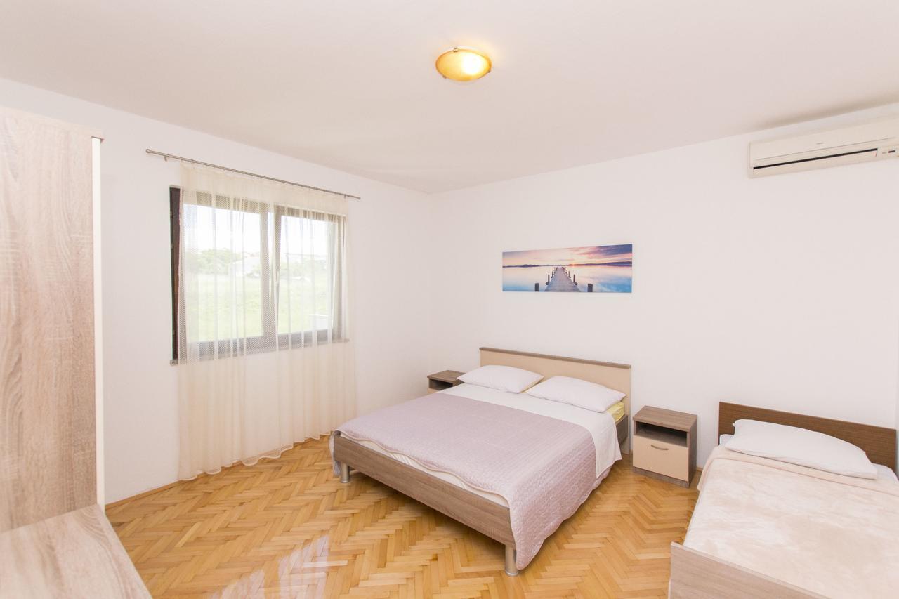 Apartments Sanja Povljana Εξωτερικό φωτογραφία