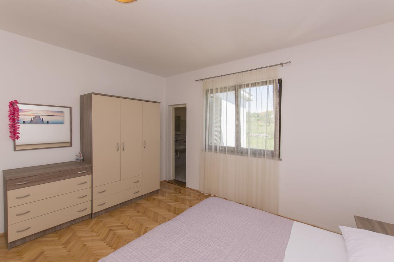 Apartments Sanja Povljana Εξωτερικό φωτογραφία