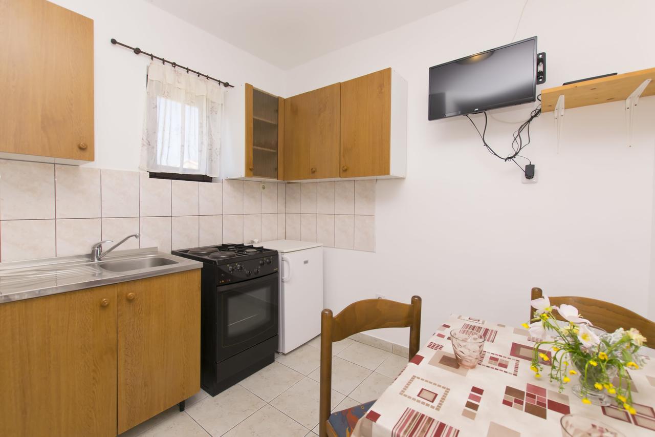 Apartments Sanja Povljana Εξωτερικό φωτογραφία