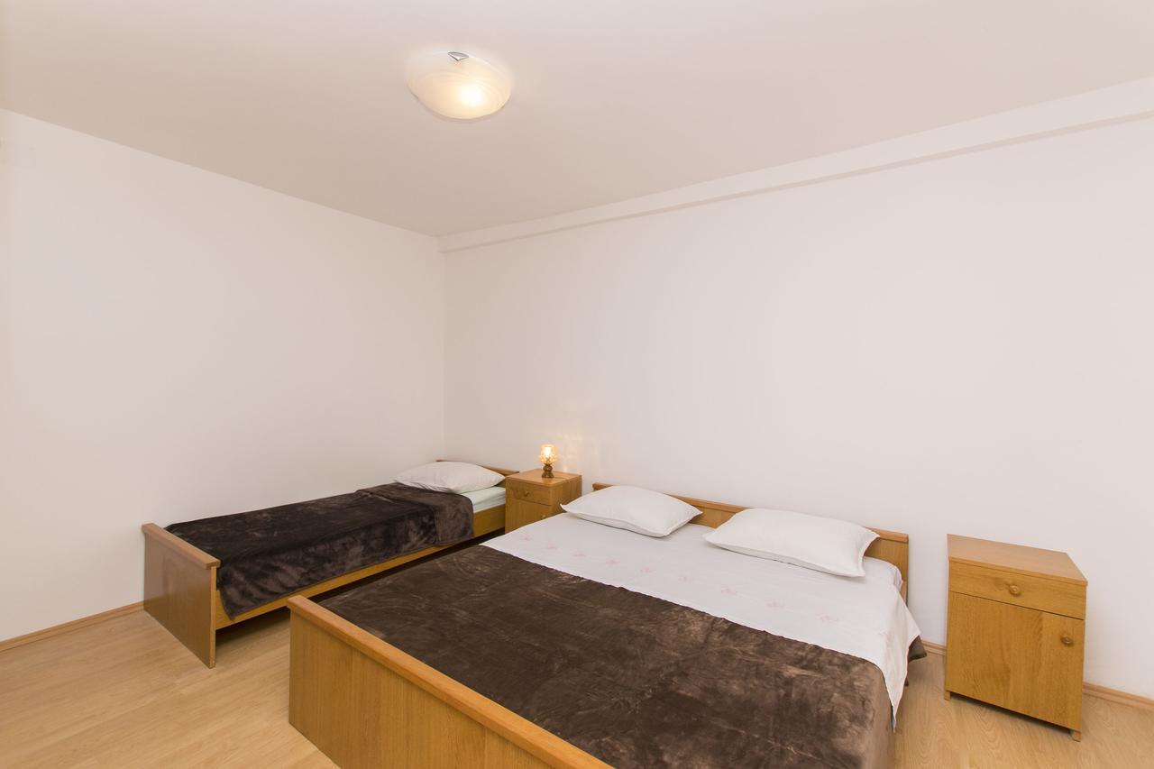 Apartments Sanja Povljana Εξωτερικό φωτογραφία