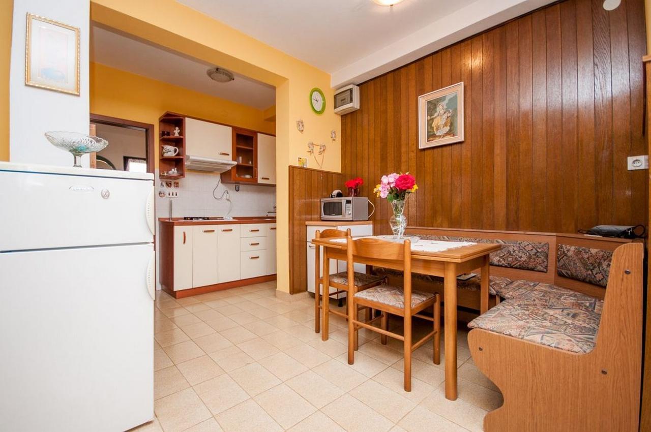 Apartments Sanja Povljana Εξωτερικό φωτογραφία
