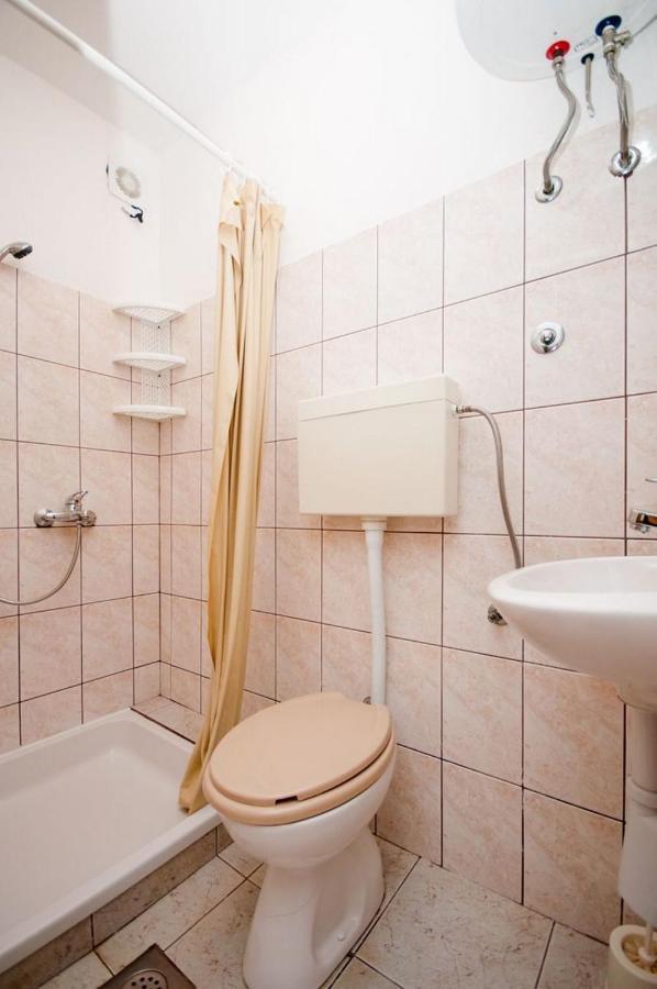 Apartments Sanja Povljana Εξωτερικό φωτογραφία